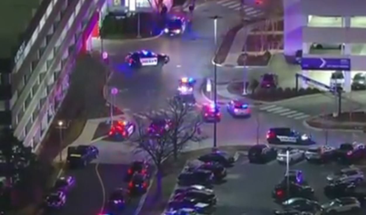 Oak Brook Mall shooting