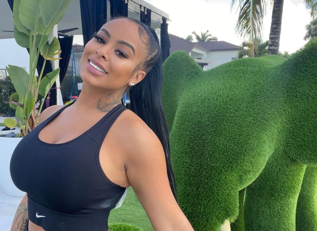 Alexis Skyy Single