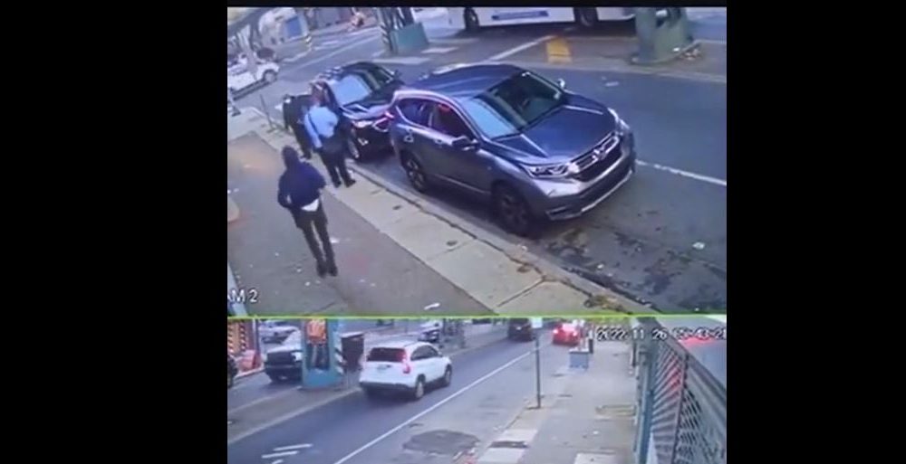 Philadelphia cop shot